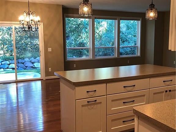 4th image of 125 Cottage Ln