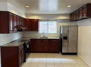 6145 160th St FLOOR 1, Fresh Meadows, NY 11365