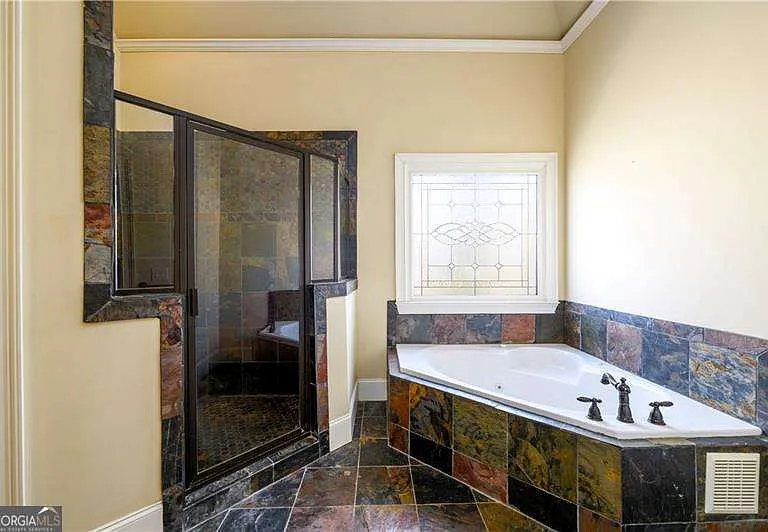 2770 Shumard Oak Dr — Photo 28