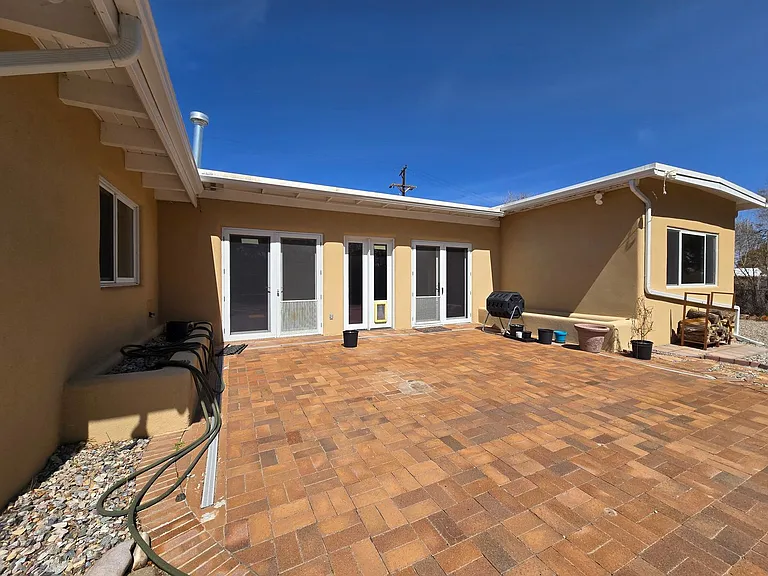 4557 Trinity Dr — Photo 34