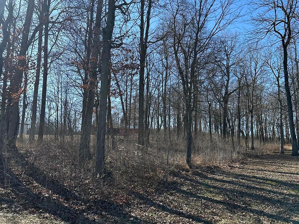 2nd image of 14 Buck Knobs Rd