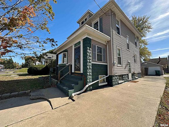 2nd image of 1116 E Virginia Ave