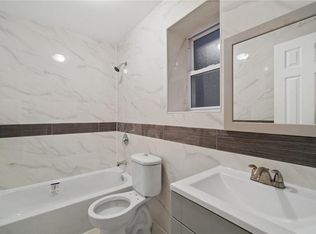 278 Huntington Ave #B, Bronx, NY 10465