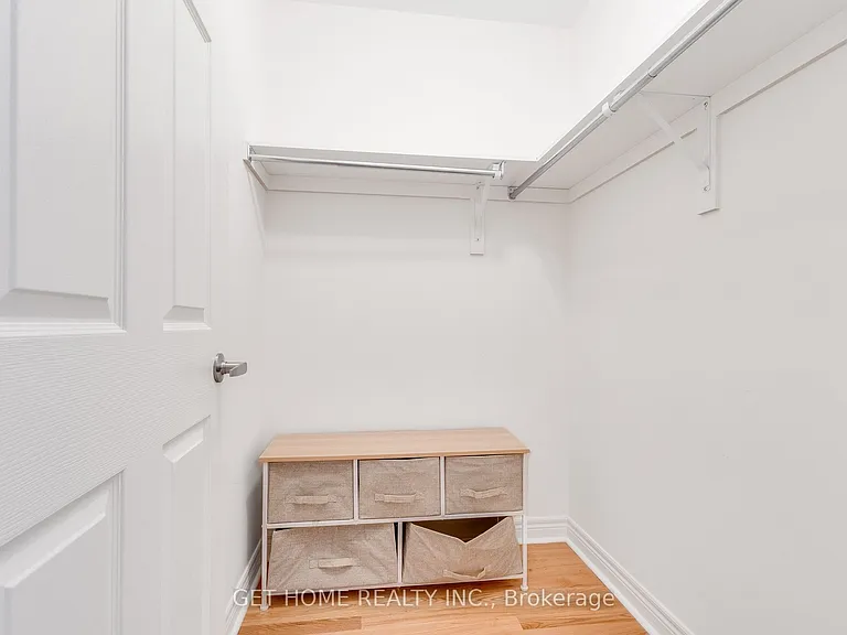 1212 Drinkle Cres — Photo 24