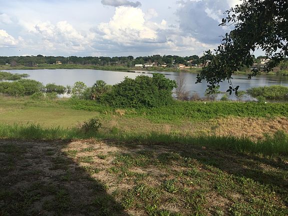 2nd image of 7538 Country Run Pkwy