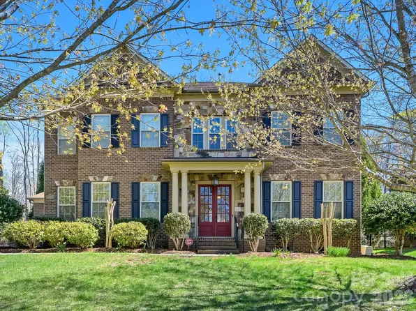 13130 Long Common Pkwy, Huntersville, NC 28078