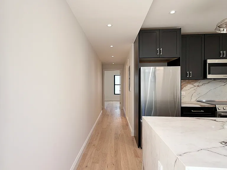 57 Christopher St #5B — Photo 20