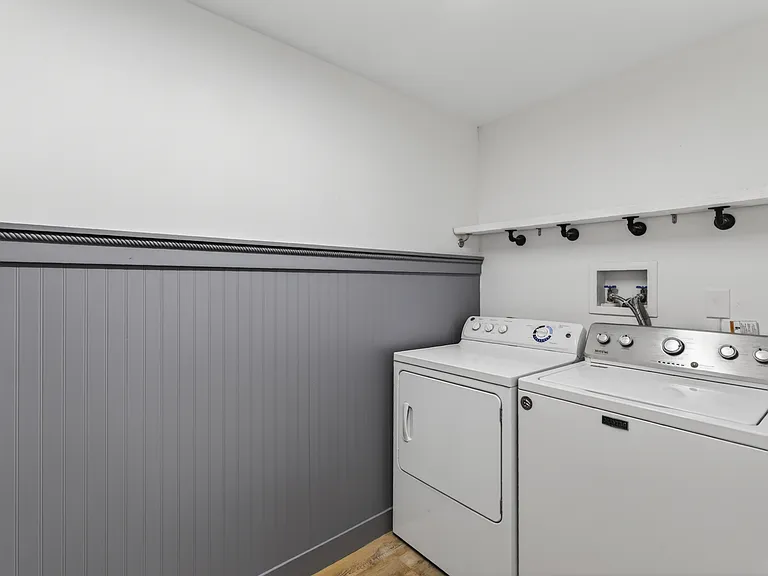 471 Easy St — Photo 14