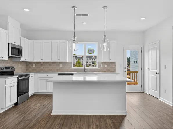 106 Epperly Way, Tucker, GA 30084
