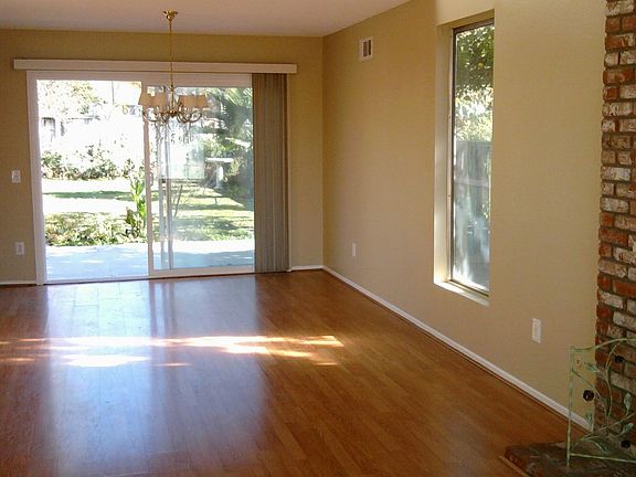 2nd image of 11627 Homewood Pl