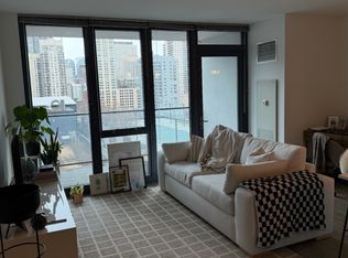 650 N Wells St #1212, Chicago, IL 60654