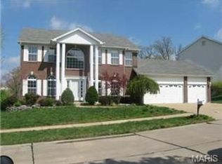 3125 Piney Pointe Dr, Saint Louis, MO