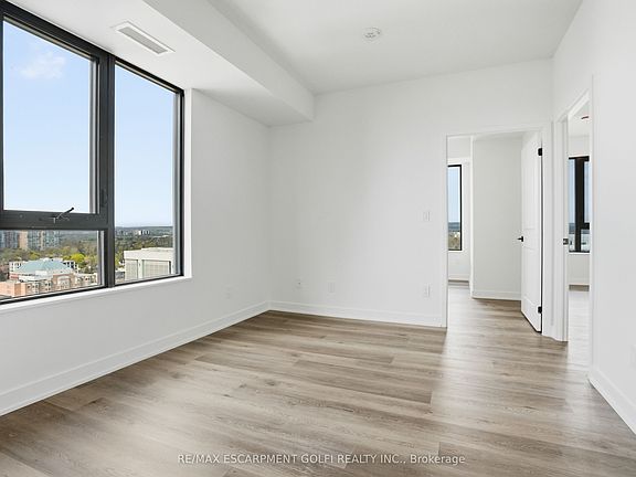 5th image of 2075 Lakeshore Rd #1709