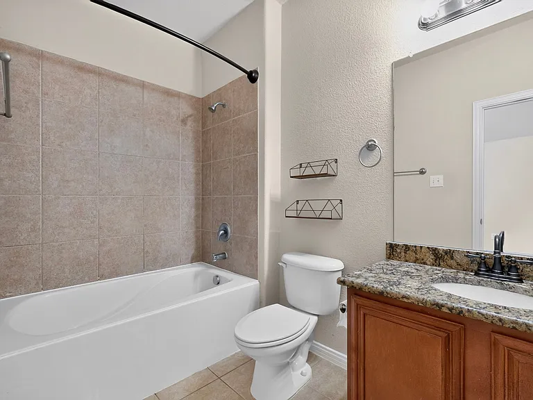 8712 San Bernard St — Photo 26