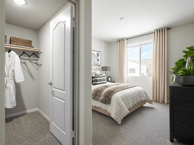 Mitchell Place Apartments — Photo 6