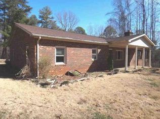 1846 Blue Ridge Yacht Club Rd, Bassett, VA 24055