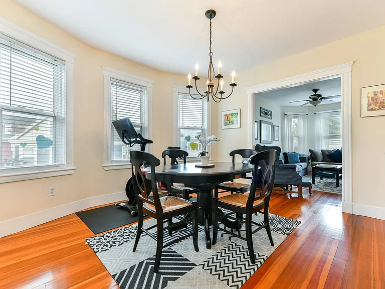 155 King St #3 — Photo 3