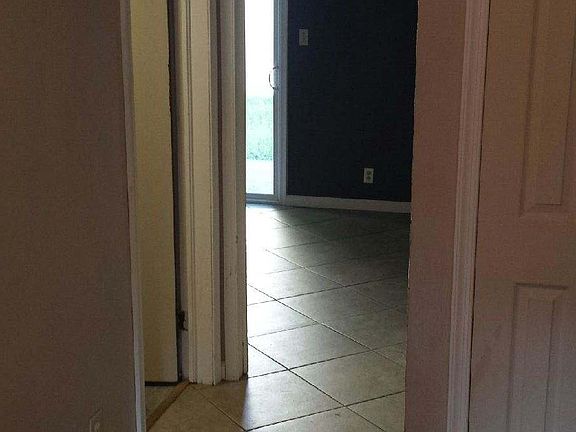 4th image of 456 Appian Ave