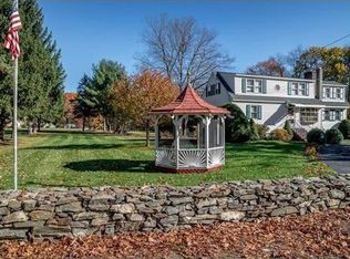 707 Hildreth St, Dracut, MA 01826