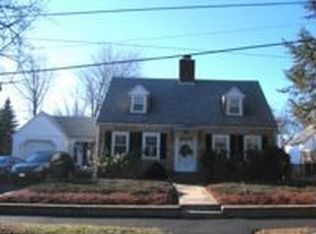 11 Hatfield Rd, Newton, MA 02465