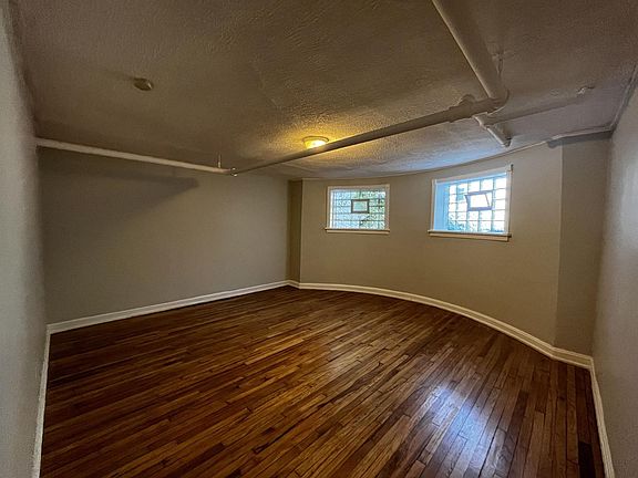 4th image of 2451 E 72nd St #0