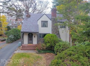 39 Ridge Rd, Ridgewood, NJ 07450