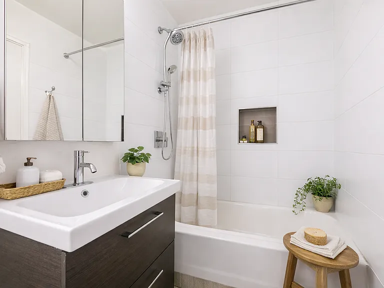 MC Eleanor, LLC — Photo 4