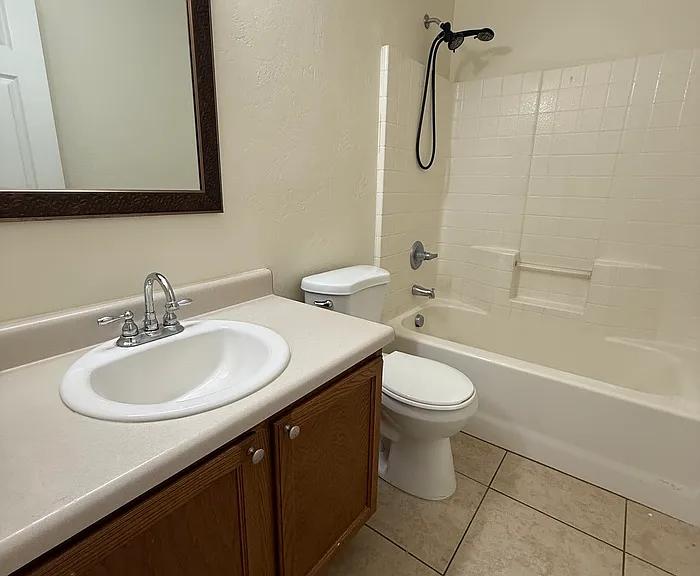 1284 W Laporte Ln — Photo 8