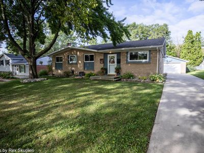 1649 Carlton Ave NE, Grand Rapids, MI, 49505