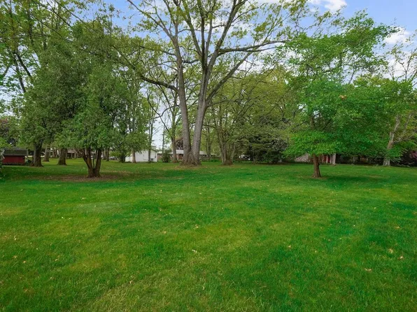 0 W Fairoaks Dr, Kouts, IN 46347