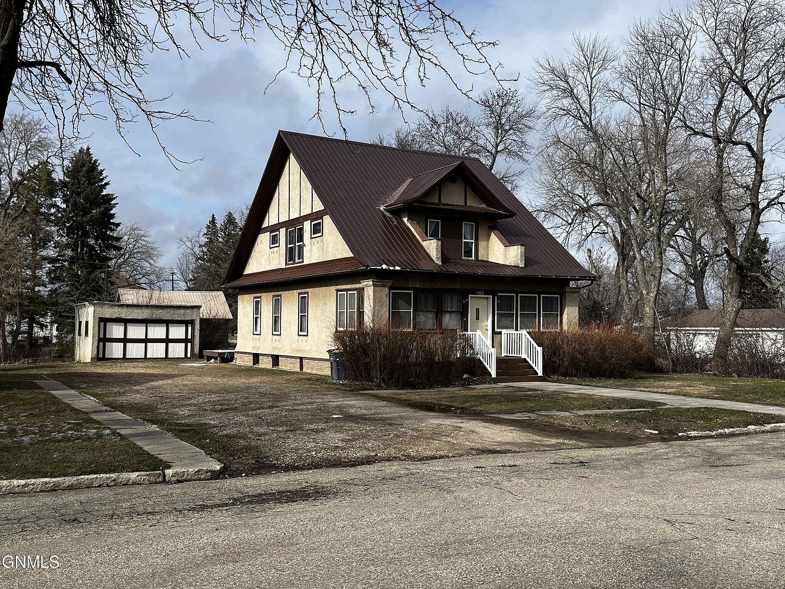 402 W 7th Ave, Edgeley, ND 58433 Zillow