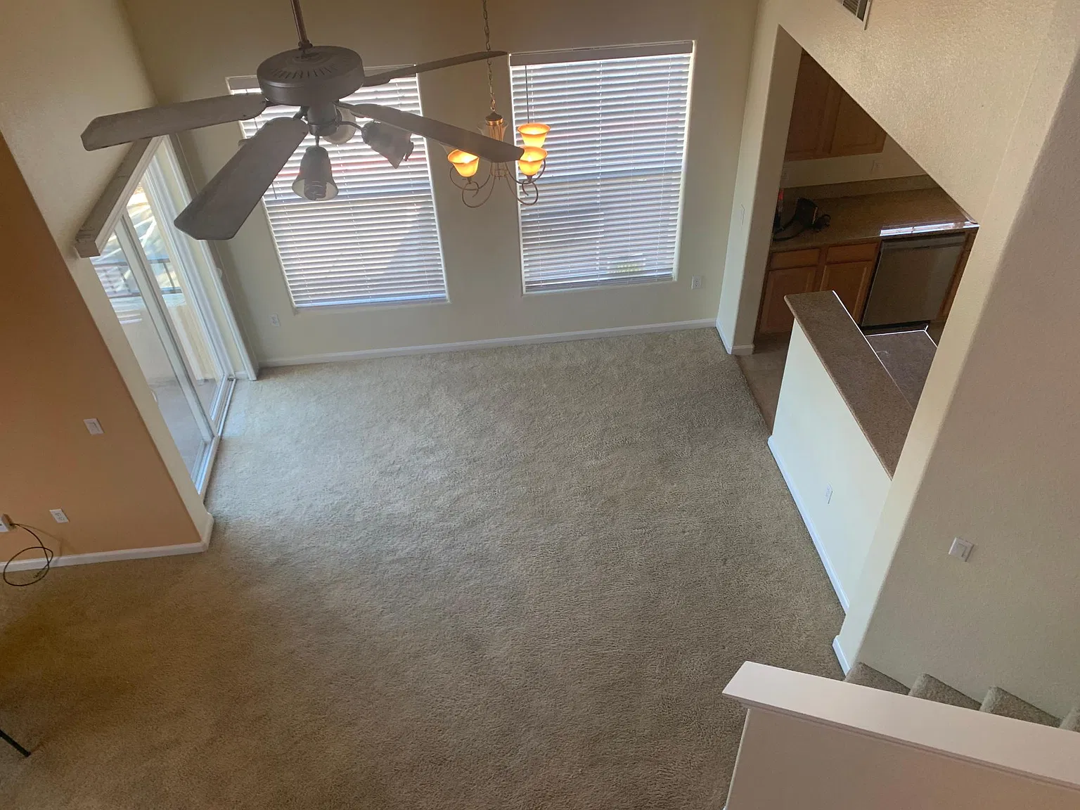 712 Vessona Cir — Photo 4