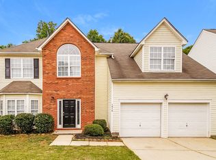 1515 Peachcroft Rd, Charlotte, NC 28216