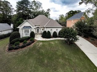1827 Bishops Green Dr, Marietta, GA 30062