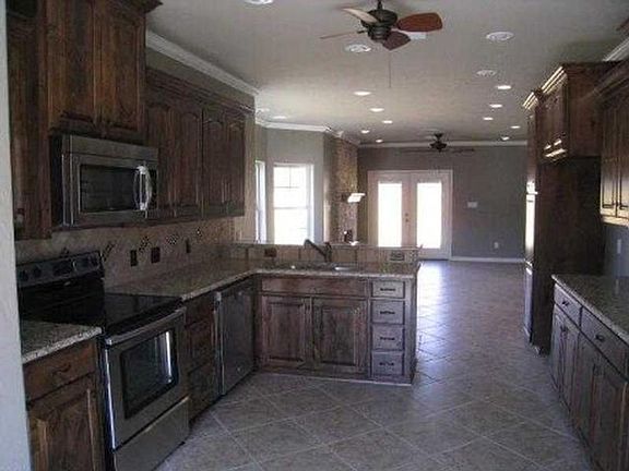 3rd image of 1001 Tristan Ln