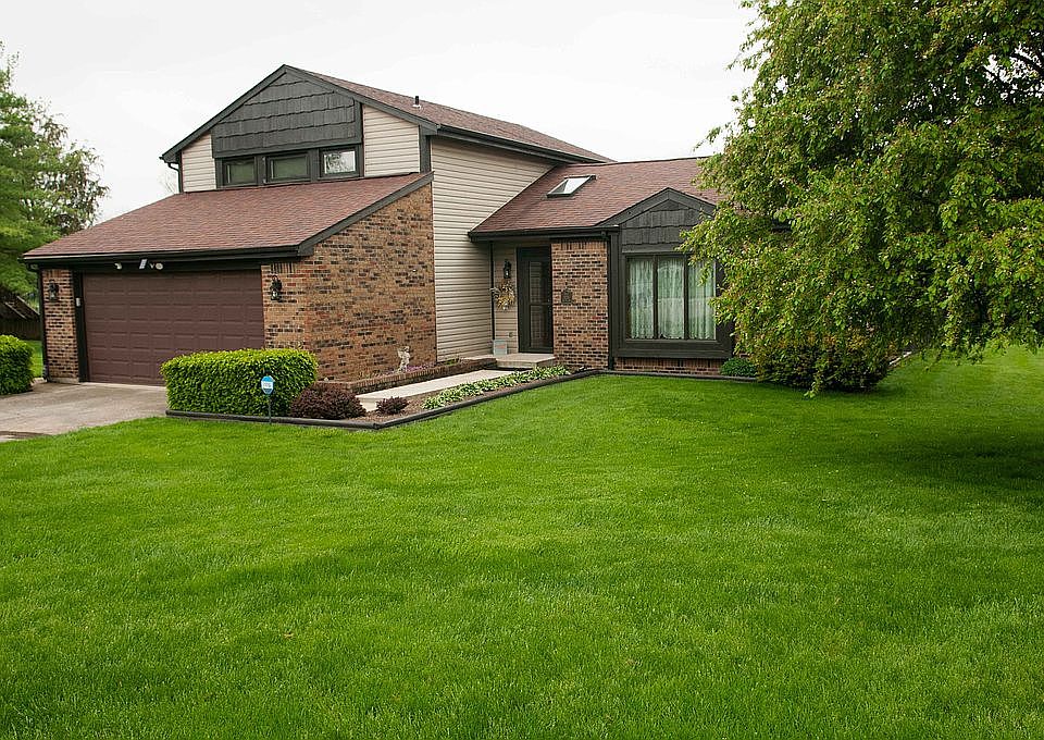 1st image of 5896 E Lakeview Ct