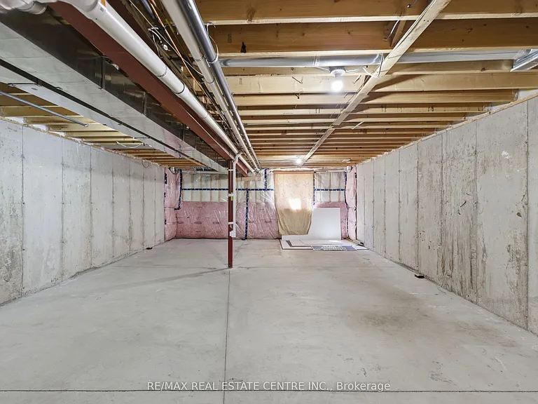 37 Greenwich Ave — Photo 42
