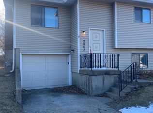 12907 W 61st Ter, Shawnee, KS 66216
