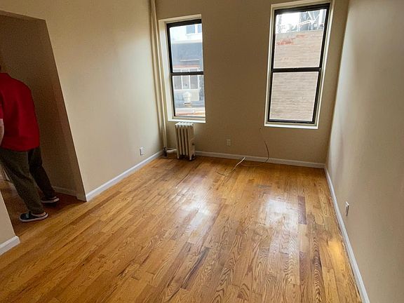 2nd image of 1700 E 15th St #2