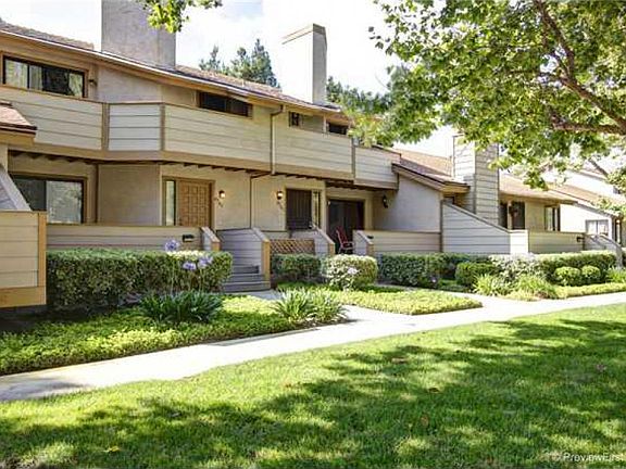 2nd image of 4543 Chateau Dr