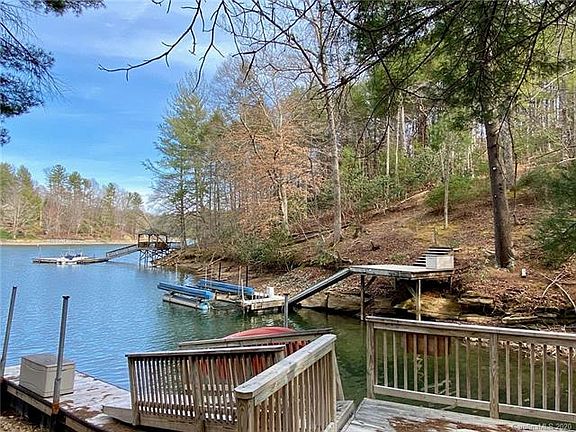 5th image of 4981 Camellia Dr