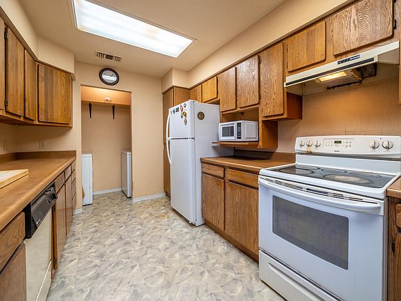 4th image of 31347 Woodridge Dr