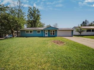 24360 Uppingham Rd, Bedford Heights, OH 44146
