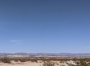 29 Palm Dr, Twentynine Palms, CA 92277