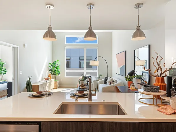 Maxwell Sunnyvale, 490 W McKinley Ave #226, Sunnyvale, CA 94086