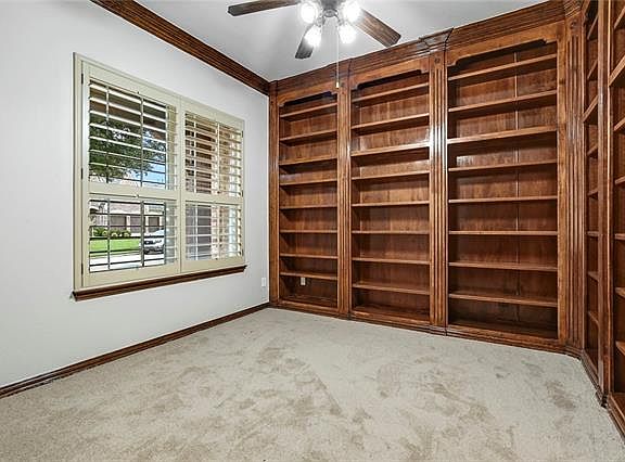 4th image of 8001 Rocky Mountain Ln
