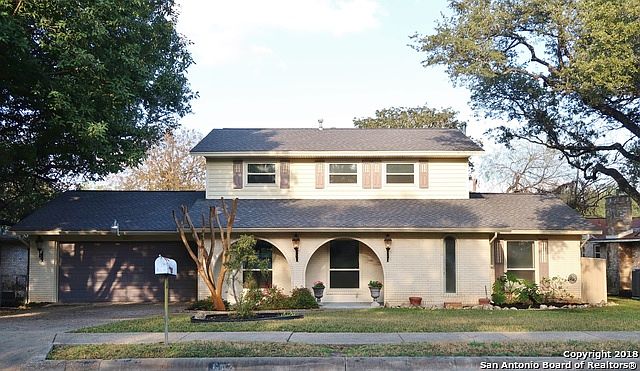 1st image of 607 Briar Oak St