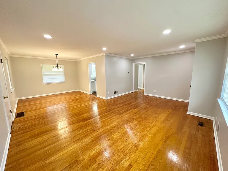 204 Nolia St — Photo 4