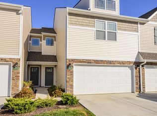 6041 Hillside Ln, Spring Hill, TN 37174