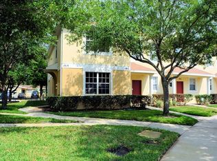 1919 Fiesta Ridge Ct, Tampa, FL 33604